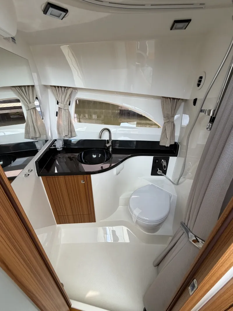 Slide: The Image of Marex 310 Sun Cruiser 2026 - 7288192