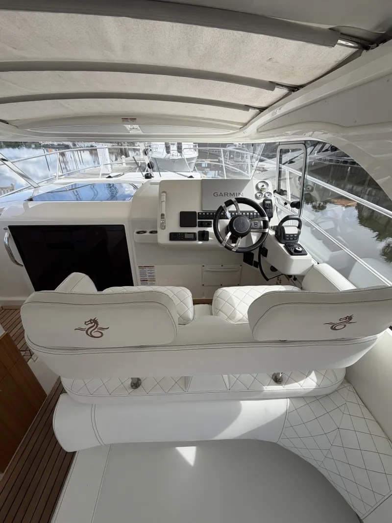 Slide: The Image of Marex 310 Sun Cruiser 2026 - 7288185