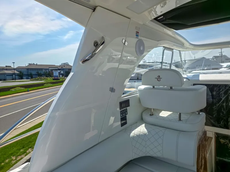 Slide: The Image of Marex 310 Sun Cruiser 2026 - 6062044
