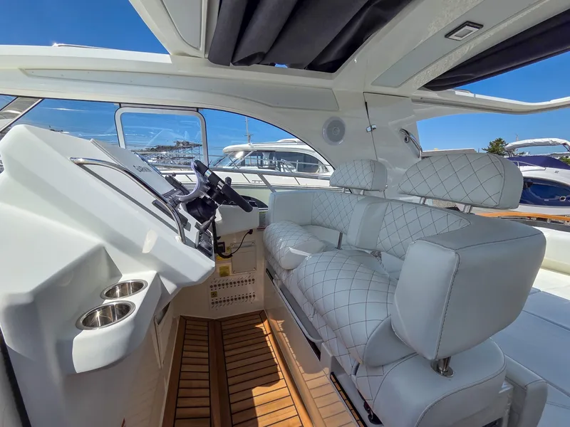 Slide: The Image of Marex 310 Sun Cruiser 2026 - 6062046