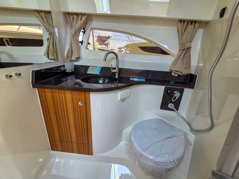 Slide: The Image of Marex 310 Sun Cruiser 2026 - 6062074