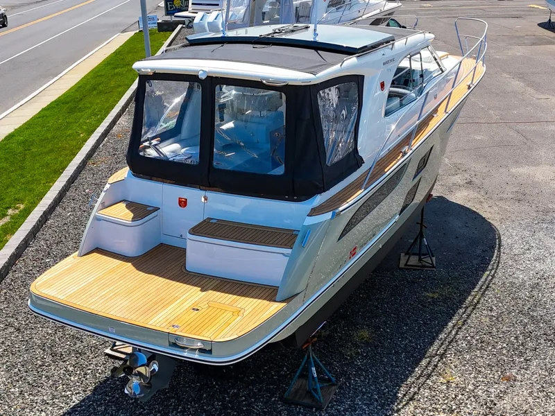 Slide: The Image of Marex 310 Sun Cruiser 2026 - 6062095