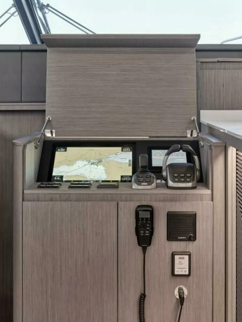 Slide: The Image of 202565 Prestige M8 Multi-Hull Power Catamaran - Manufacturer Electronics - 4562402