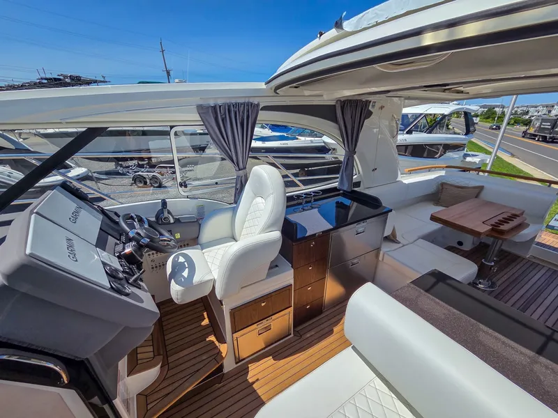 Slide: The Image of Marex 360 Cabriolet Cruiser 2026 - 7146160