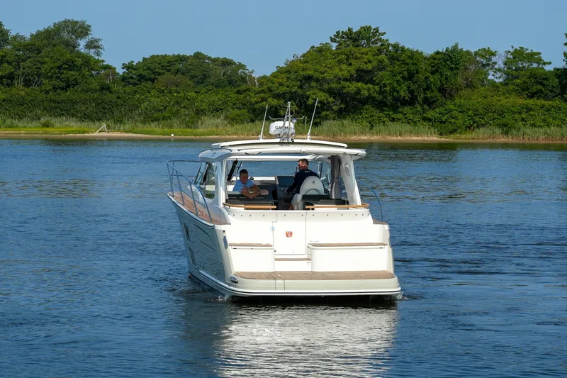 Slide: The Image of Marex 360 Cabriolet Cruiser 2026 - 7510980