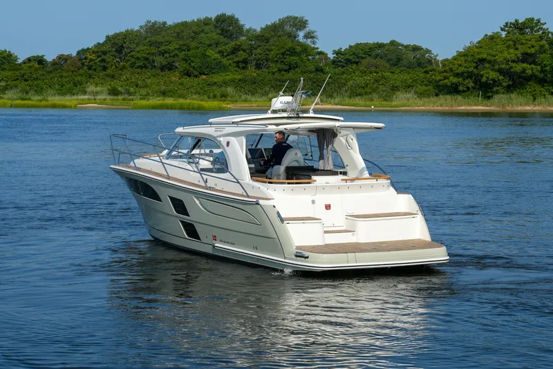 Slide: The Image of Marex 360 Cabriolet Cruiser 2026 - 7510978