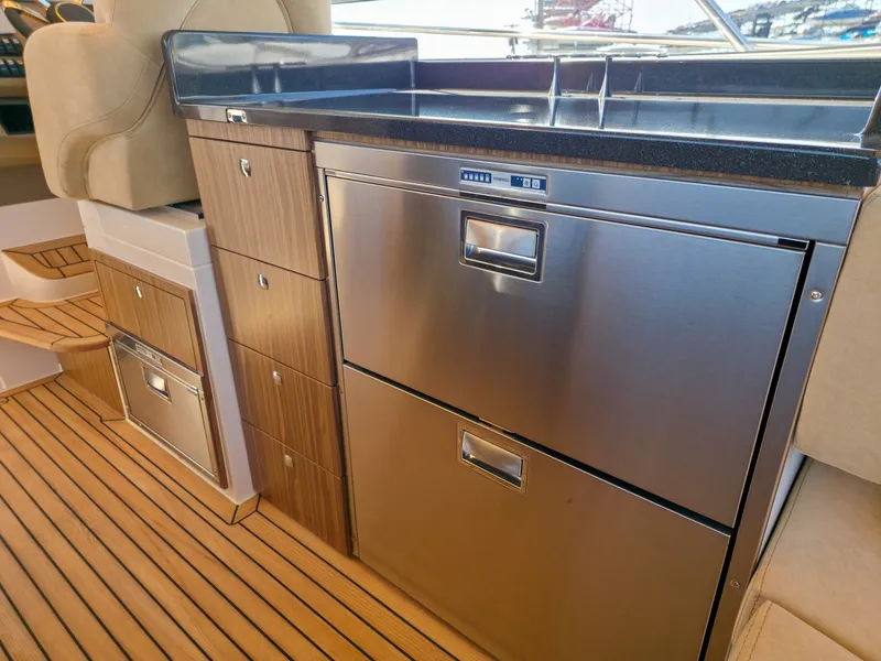 Slide: The Image of Marex 360 Cabriolet Cruiser 2026 - 7145532