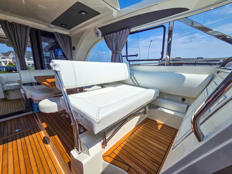 Slide: The Image of Marex 375 2027 - 7452083