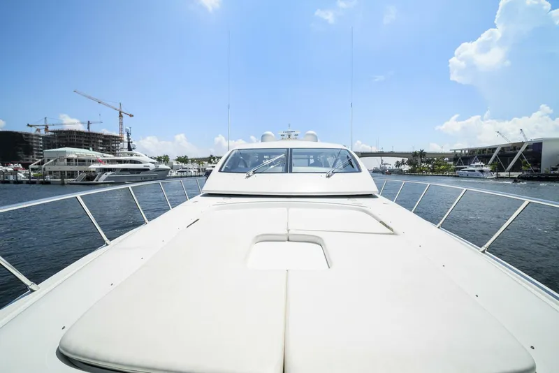 Slide: The Image of Mangusta 72 2001 - 4564586