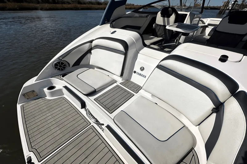 Slide: The Image of Yamaha 242 SE LIMITED 2020 - 5