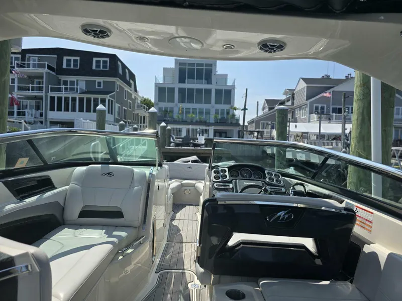 Slide: The Image of Monterey 328 2011 - 5079395