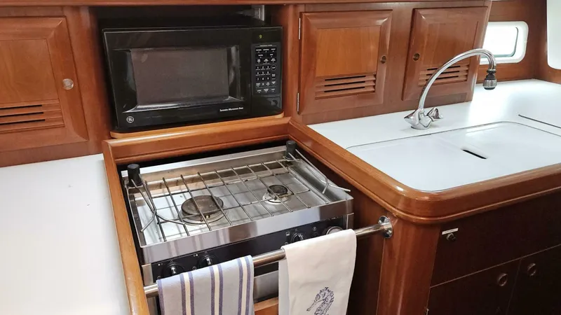 Slide: The Image of Beneteau Limited Edition 411 2002 - 4568324