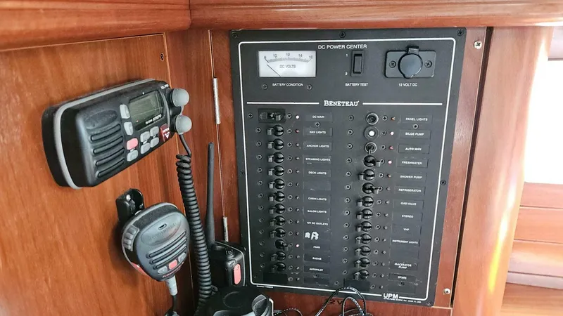 Slide: The Image of Beneteau Limited Edition 411 2002 - 4568310