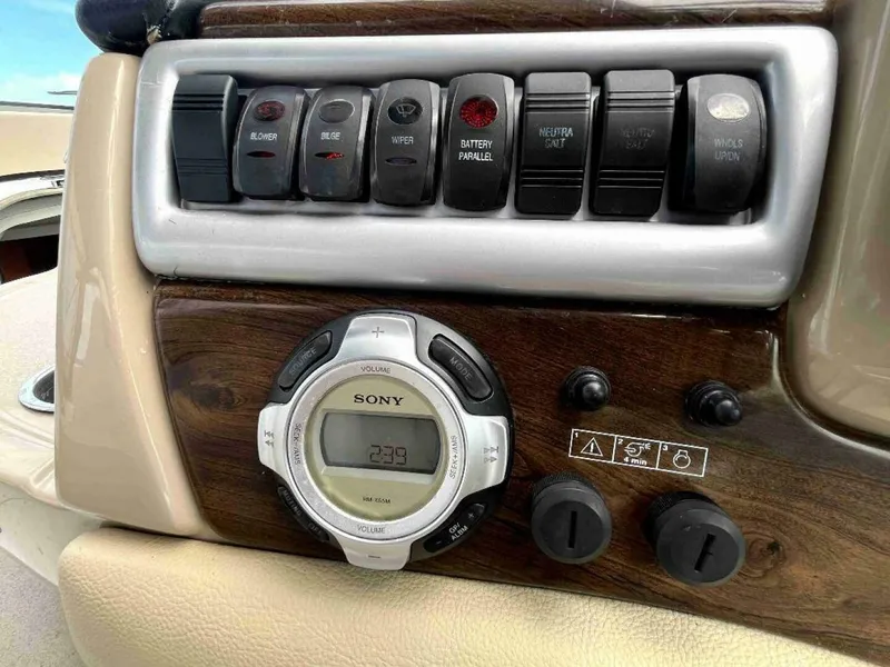 Slide: The Image of Four Winns V338 2008 - 4569476