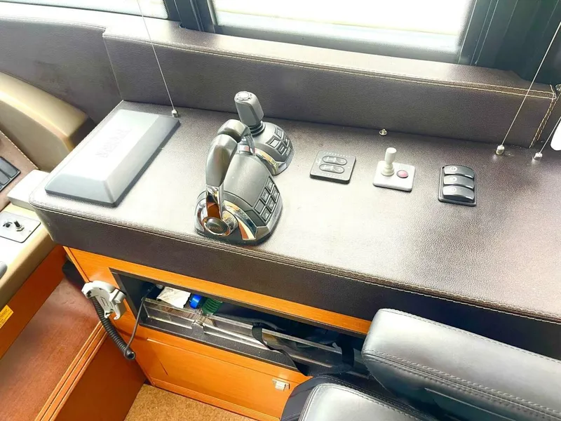 Slide: The Image of Prestige 620 2013 - 4628476