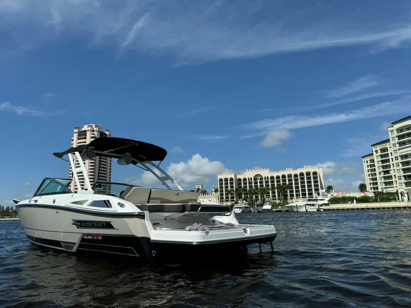 Slide: The Image of Monterey 278 SS 2022 - 4570239