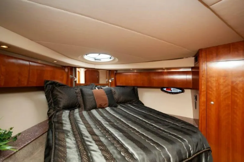 Slide: The Image of  2006 47 Cruisers Master Stateroom - 4570833