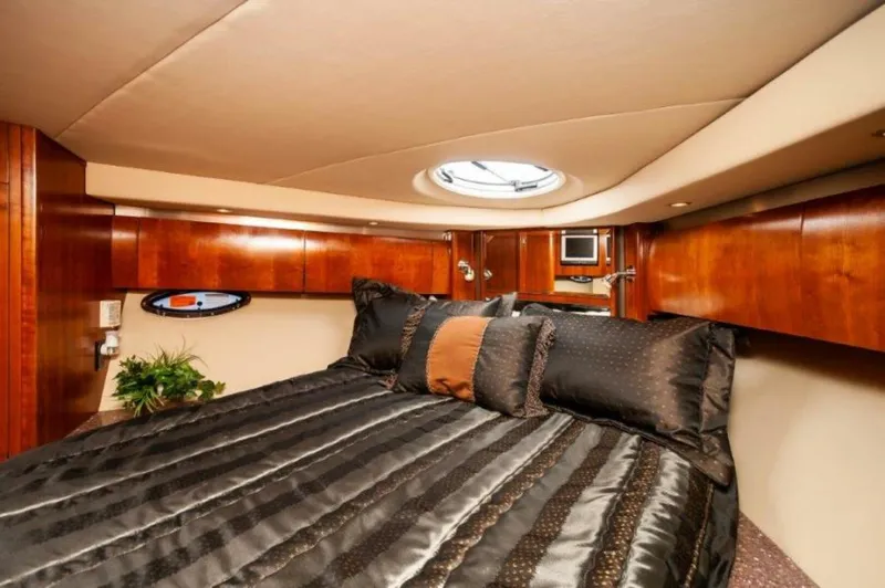 Slide: The Image of  2006 47 Cruisers Master Stateroom - 4570835