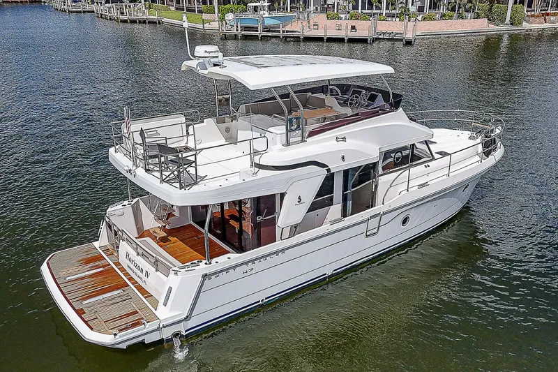 Slide: The Image of Beneteau Swift Trawler 47 2020 - 4570877