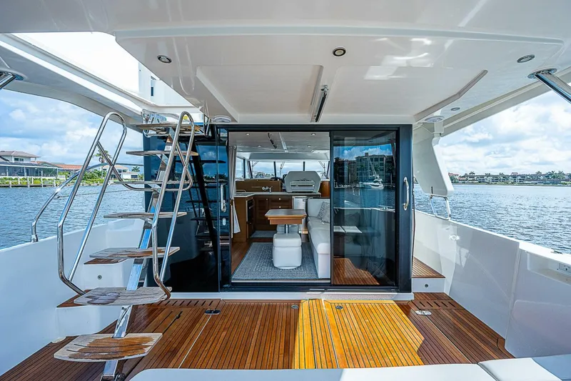 Slide: The Image of Beneteau Swift Trawler 47 2020 - 4570904