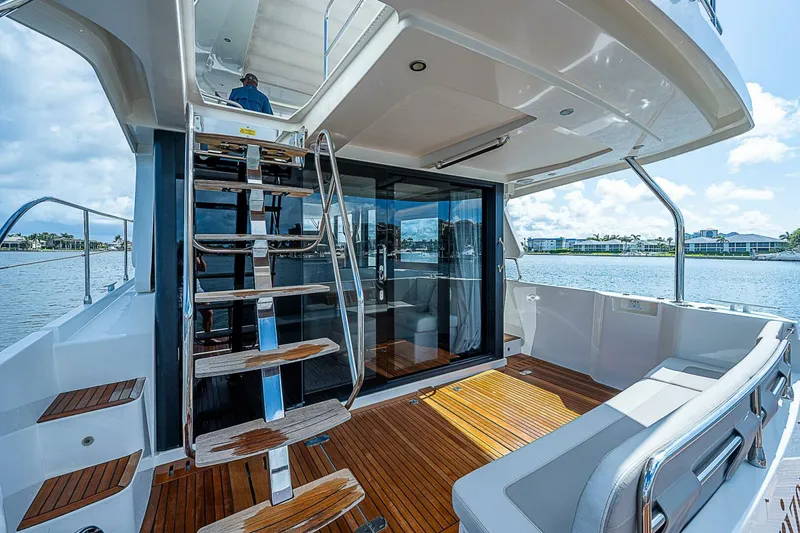 Slide: The Image of Beneteau Swift Trawler 47 2020 - 4570906