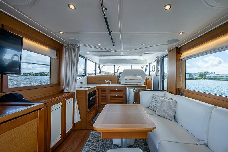 Slide: The Image of Beneteau Swift Trawler 47 2020 - 4570935