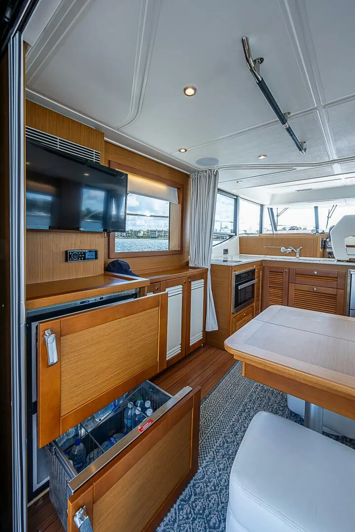 Slide: The Image of Beneteau Swift Trawler 47 2020 - 4570937