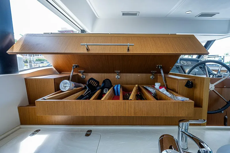 Slide: The Image of Beneteau Swift Trawler 47 2020 - 4570953