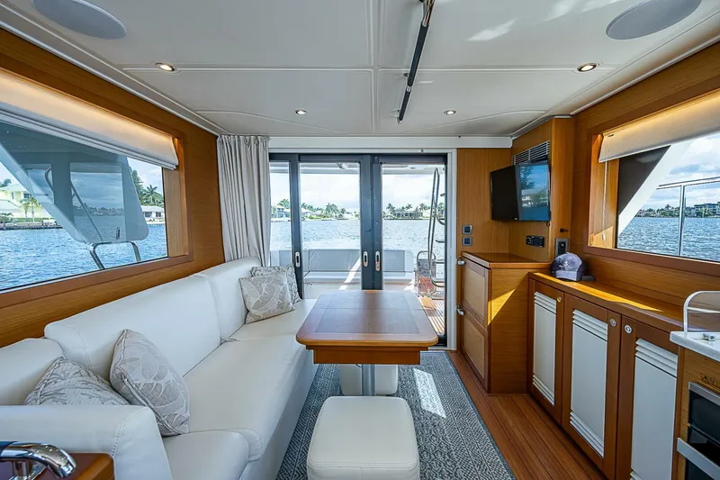 Slide: The Image of Beneteau Swift Trawler 47 2020 - 4570954
