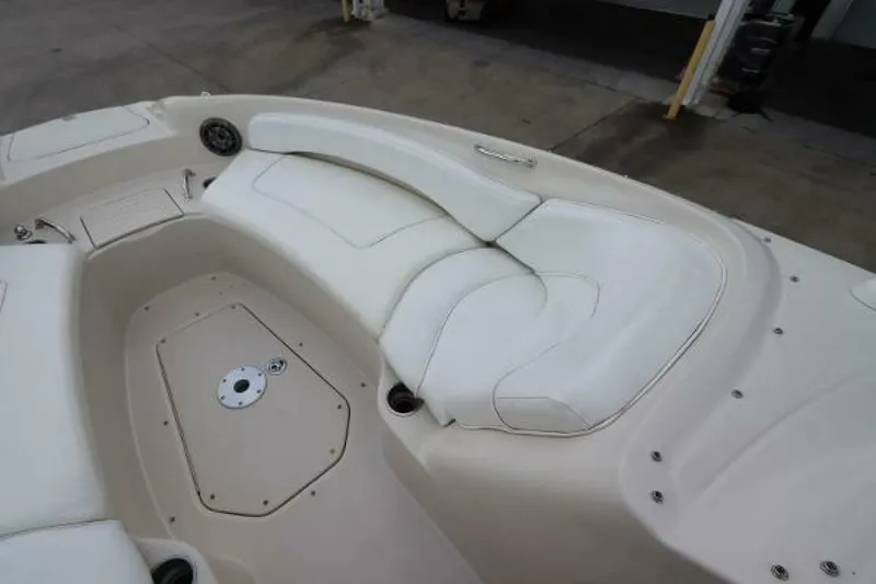 Slide: The Image of Sea Ray 240 Sundeck 2007 - 4571138