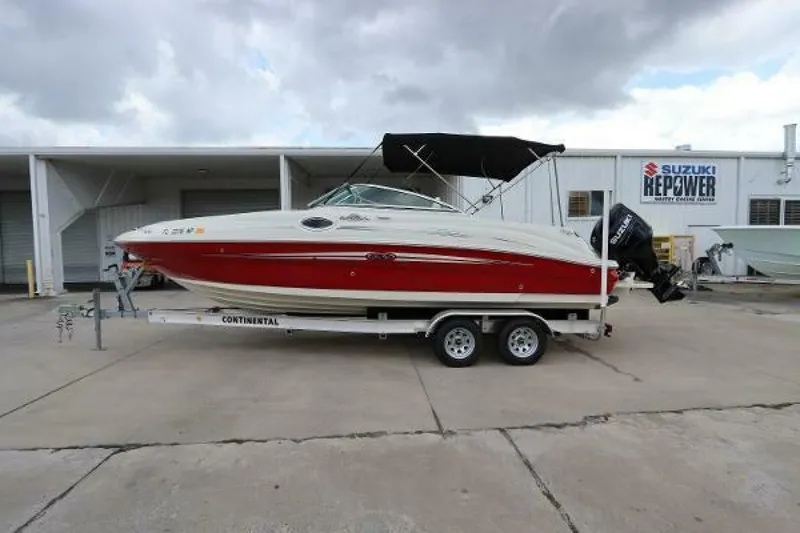 Slide: The Image of Sea Ray 240 Sundeck 2007 - 4571090