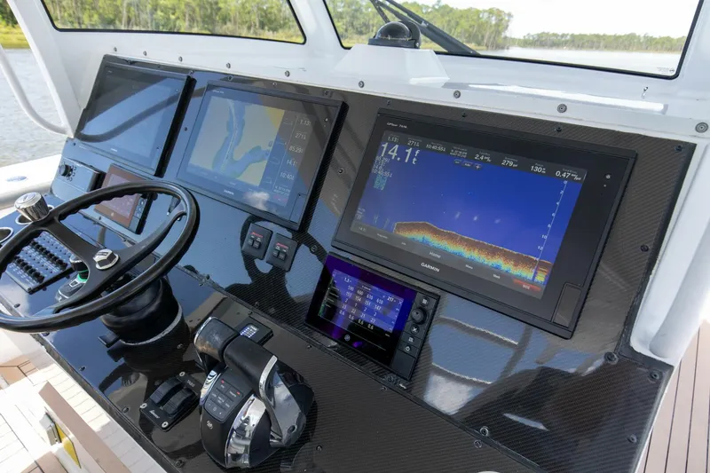 Slide: The Image of 2016 42' Metal Shark 42 Fearless Pretty Work Lower Helm (2) - 4571070