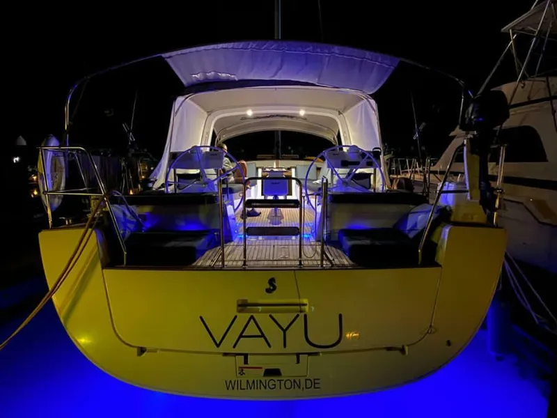 Slide: The Image of Beneteau Oceanis 2017 - 4572279