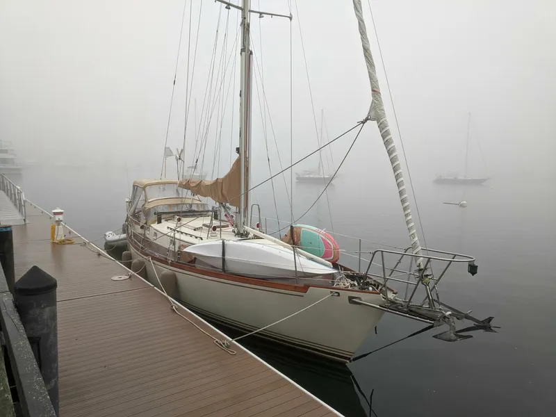 Slide: The Image of Brewer Kaiulani 1988 - 4587165