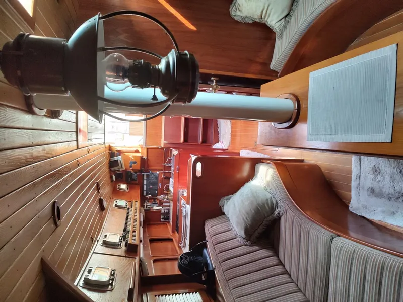 Slide: The Image of Brewer Kaiulani 1988 - 4587183