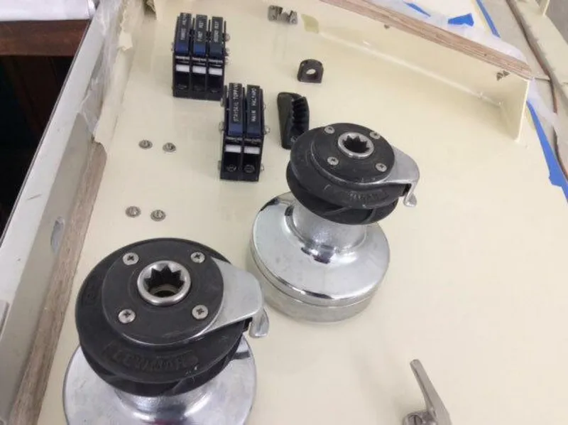 Slide: The Image of Winches And Line BreaksStar - 4576659