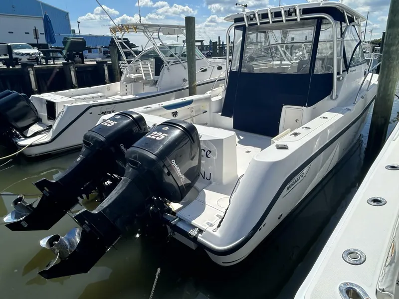 Slide: The Image of Boston Whaler 305 Conquest 2004 - 4574067