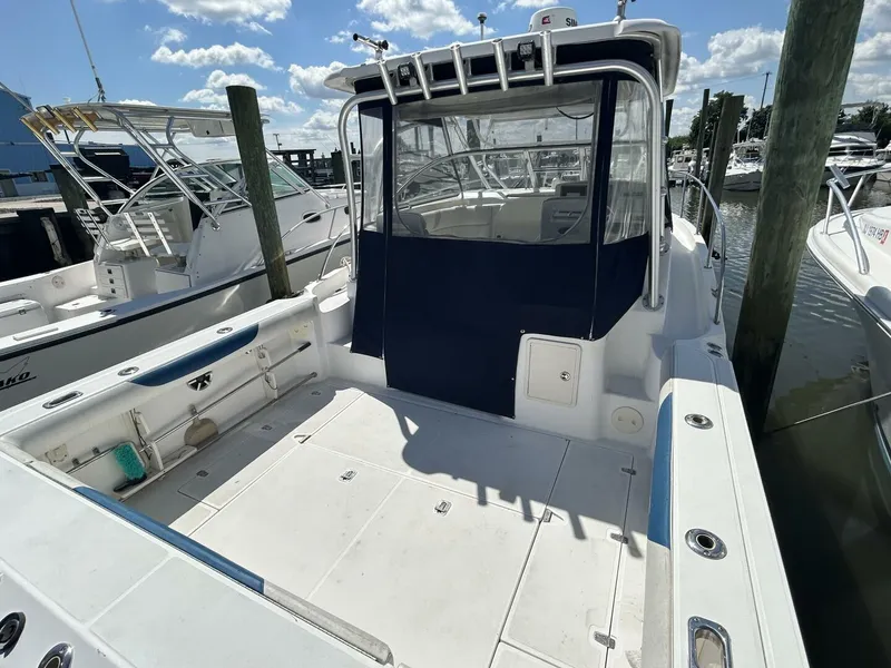 Slide: The Image of Boston Whaler 305 Conquest 2004 - 4574071