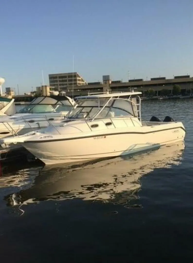 The Image of Boston Whaler 305 Conquest 2004 - 4574082