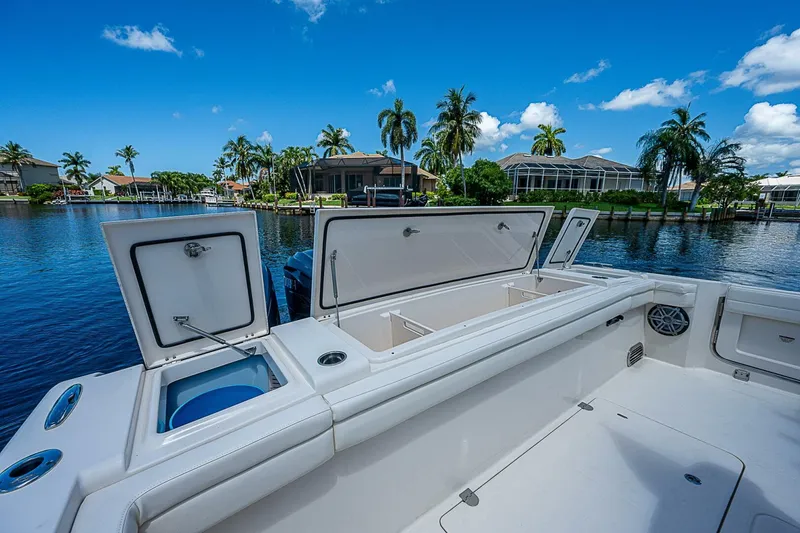 Slide: The Image of Grady-White 45 2019 - 4572942