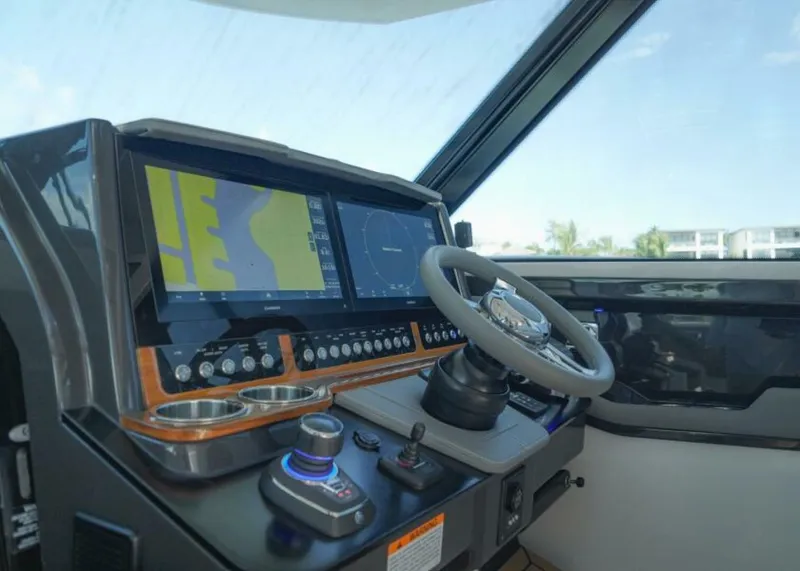 Slide: The Image of Tiara Yachts 43 - Natural Selection - Helm Area 2021 Tiara Yachts 43 LE - Natural Selection - 4574142