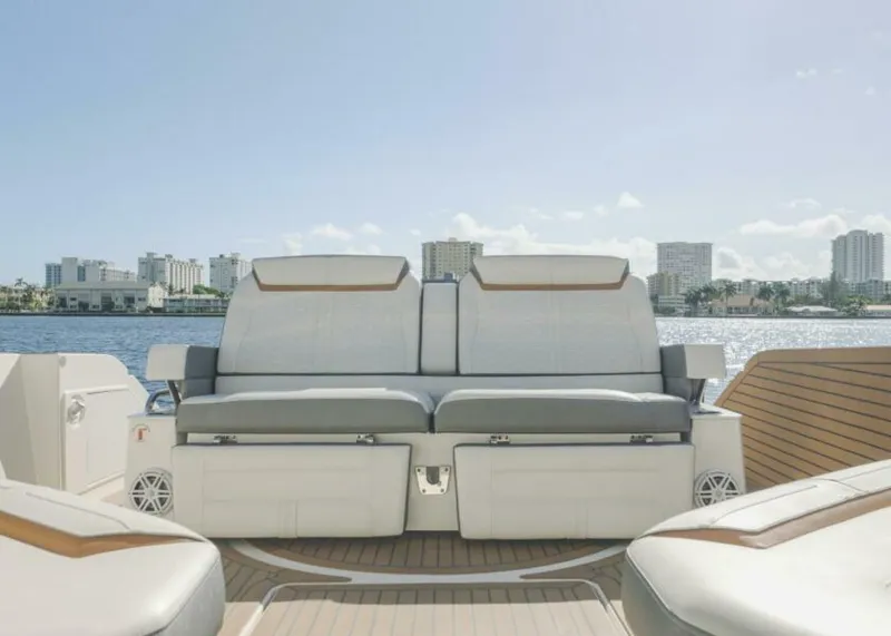 Slide: The Image of Tiara Yachts 43 - Natural Selection - Cockpit 2021 Tiara Yachts 43 LE - Natural Selection - 4574134