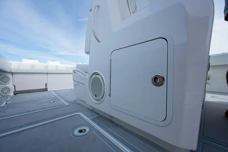Slide: The Image of Invincible 37 Catamaran 2019 - 4574880