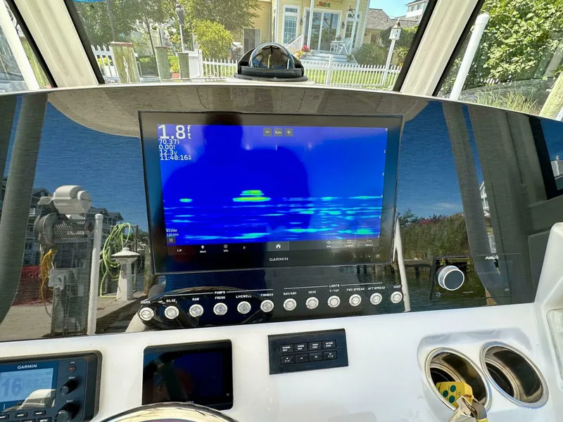 Slide: The Image of Regulator Marine 26XO 2022 - 4575479