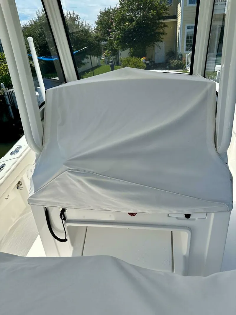 Slide: The Image of Regulator Marine 26XO 2022 - 4575493