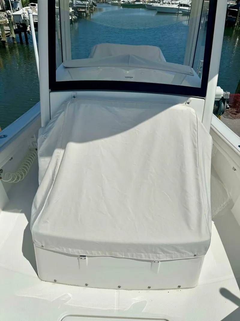 Slide: The Image of Regulator Marine 26XO 2022 - 4575494