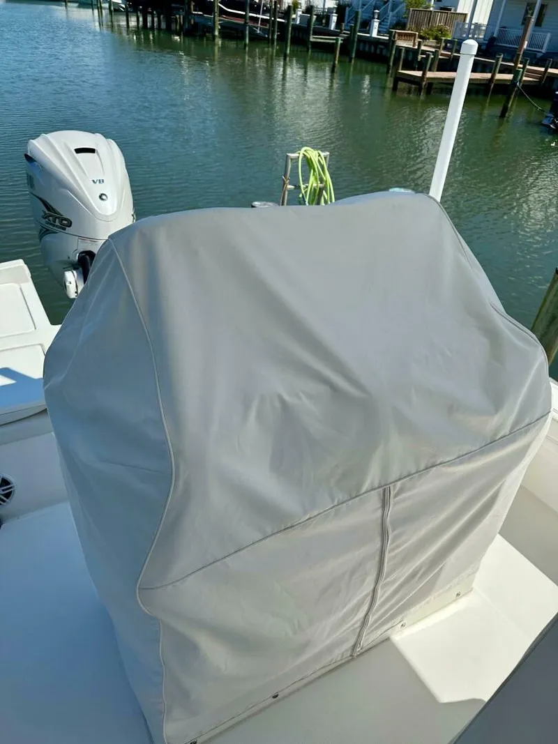 Slide: The Image of Regulator Marine 26XO 2022 - 4575495