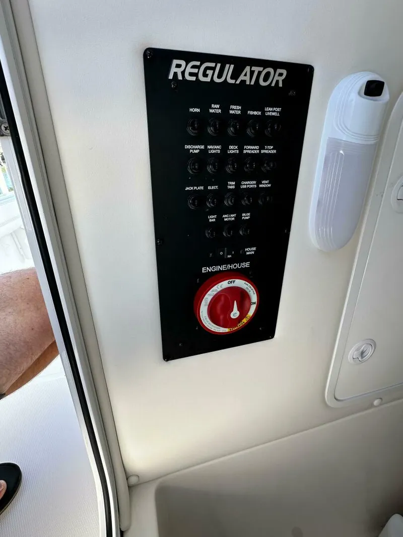 Slide: The Image of Regulator Marine 26XO 2022 - 4575496