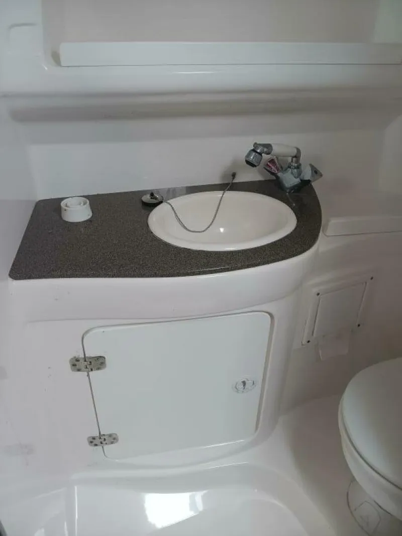 Slide: The Image of Mariah 270 2010 - 4579079