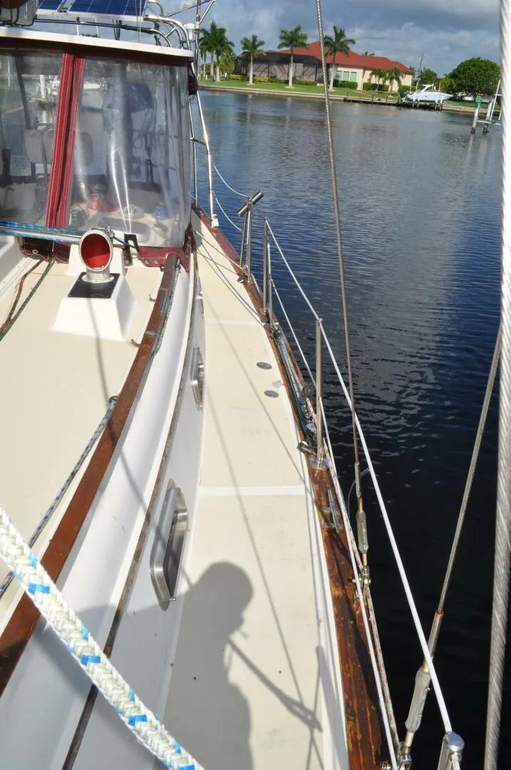 Slide: The Image of Island Packet 35 1989 - 4577117